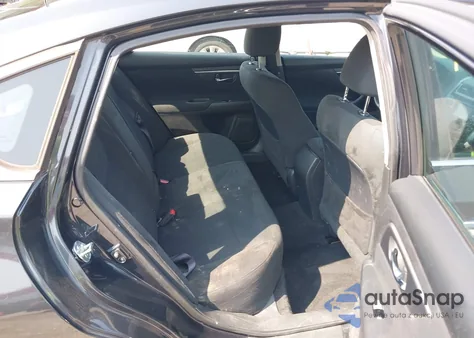 2015 Nissan Altima 2.5/S/Sv/Sl из США, поврежденный, VIN 1N4AL3AP6FC135585